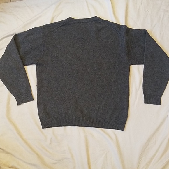 J. Ashford 100% Cashmere V-Neck Sweater - Picture 4 of 4